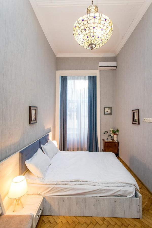 Hb Apartments Mari Brose Тбилиси Экстерьер фото