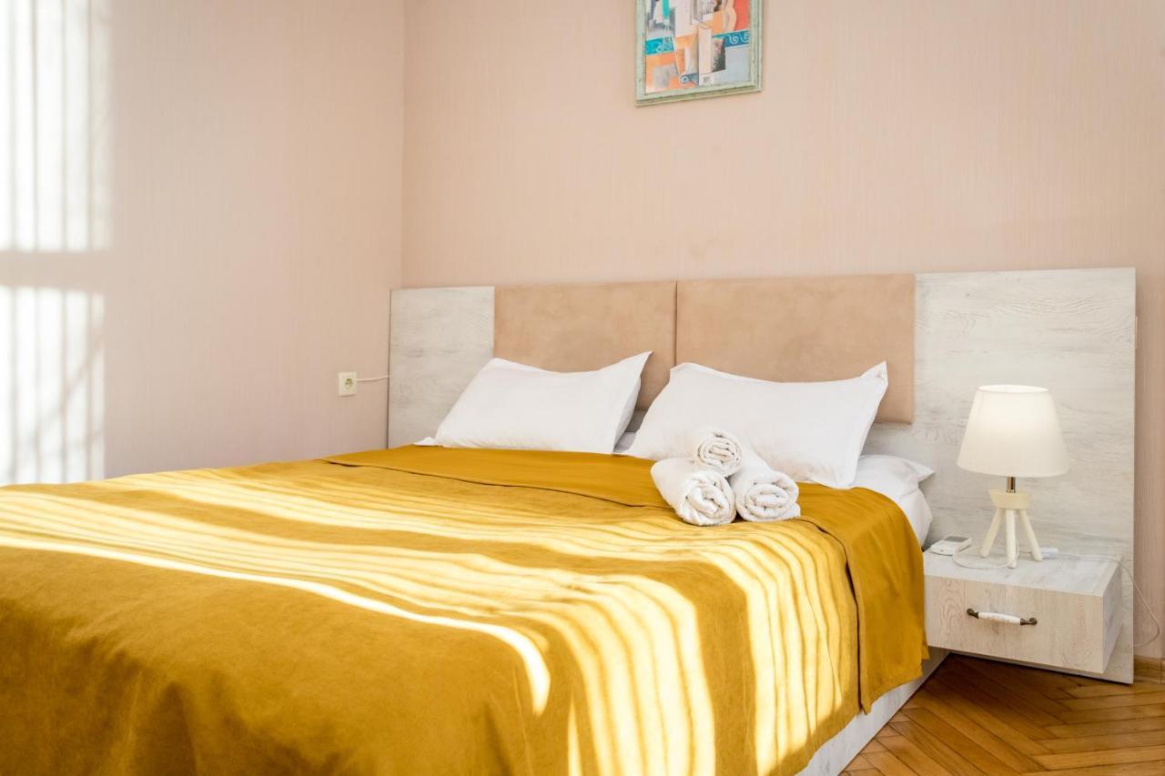 Hb Apartments Mari Brose Тбилиси Экстерьер фото