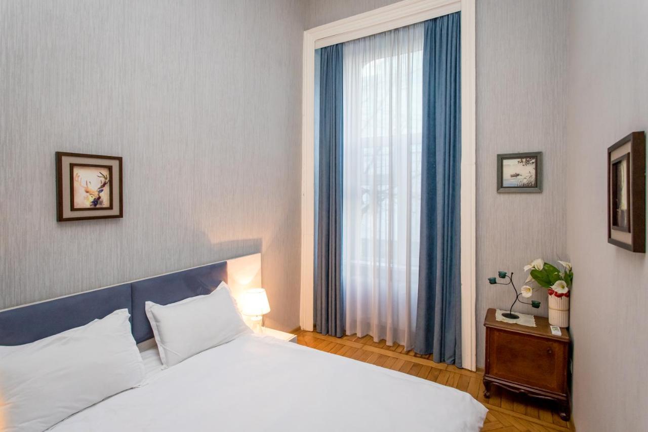 Hb Apartments Mari Brose Тбилиси Экстерьер фото